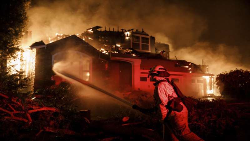 California protects homeowners from having fire insurance dropped — again